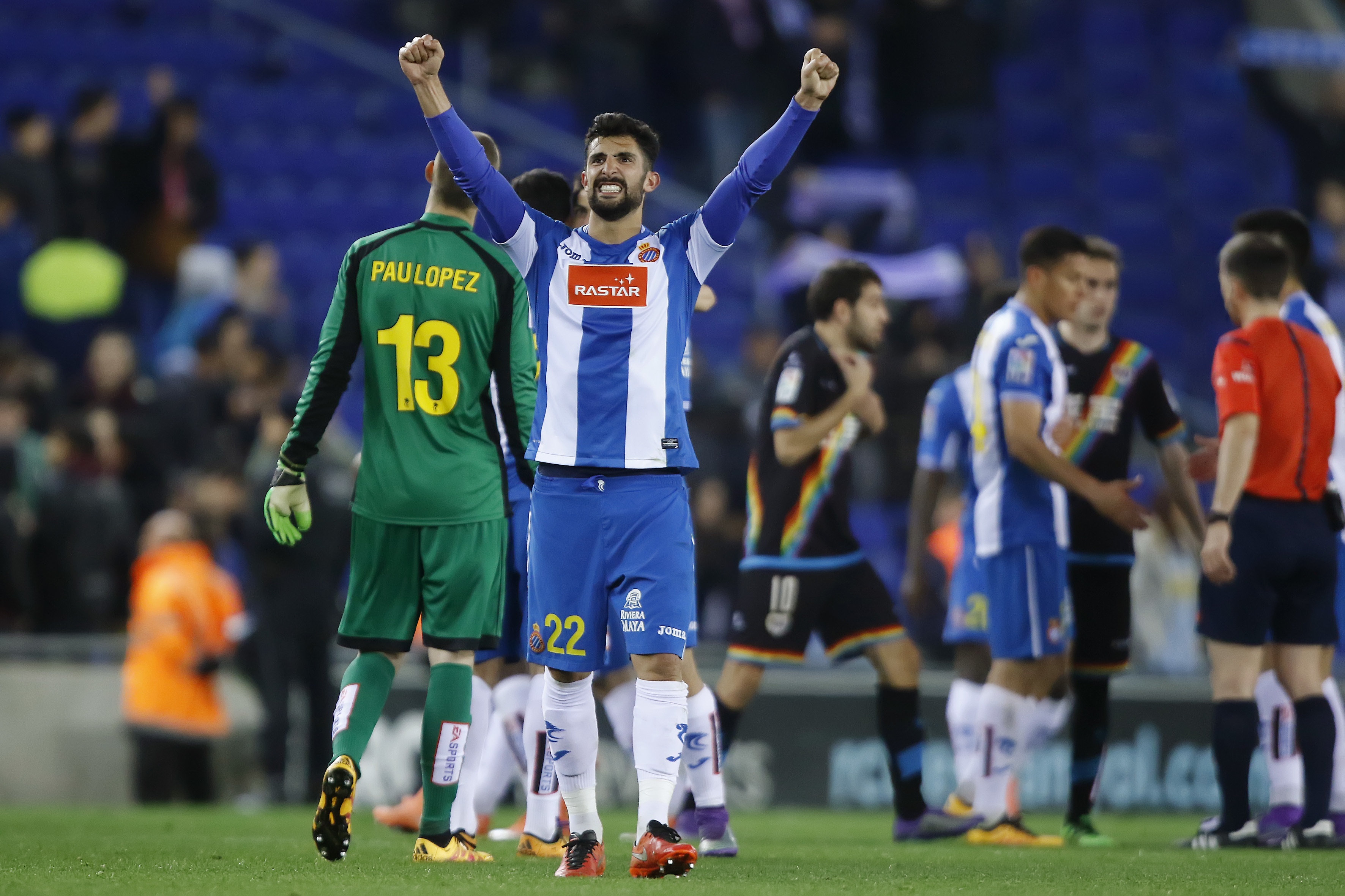 开云中国-前西班牙人后卫：梅西当年说我太菜，我只能回击说他太矮